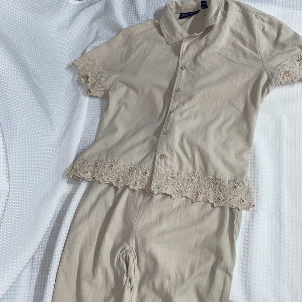 Jane Ashley Linen cropped embroidered 🌻matching set